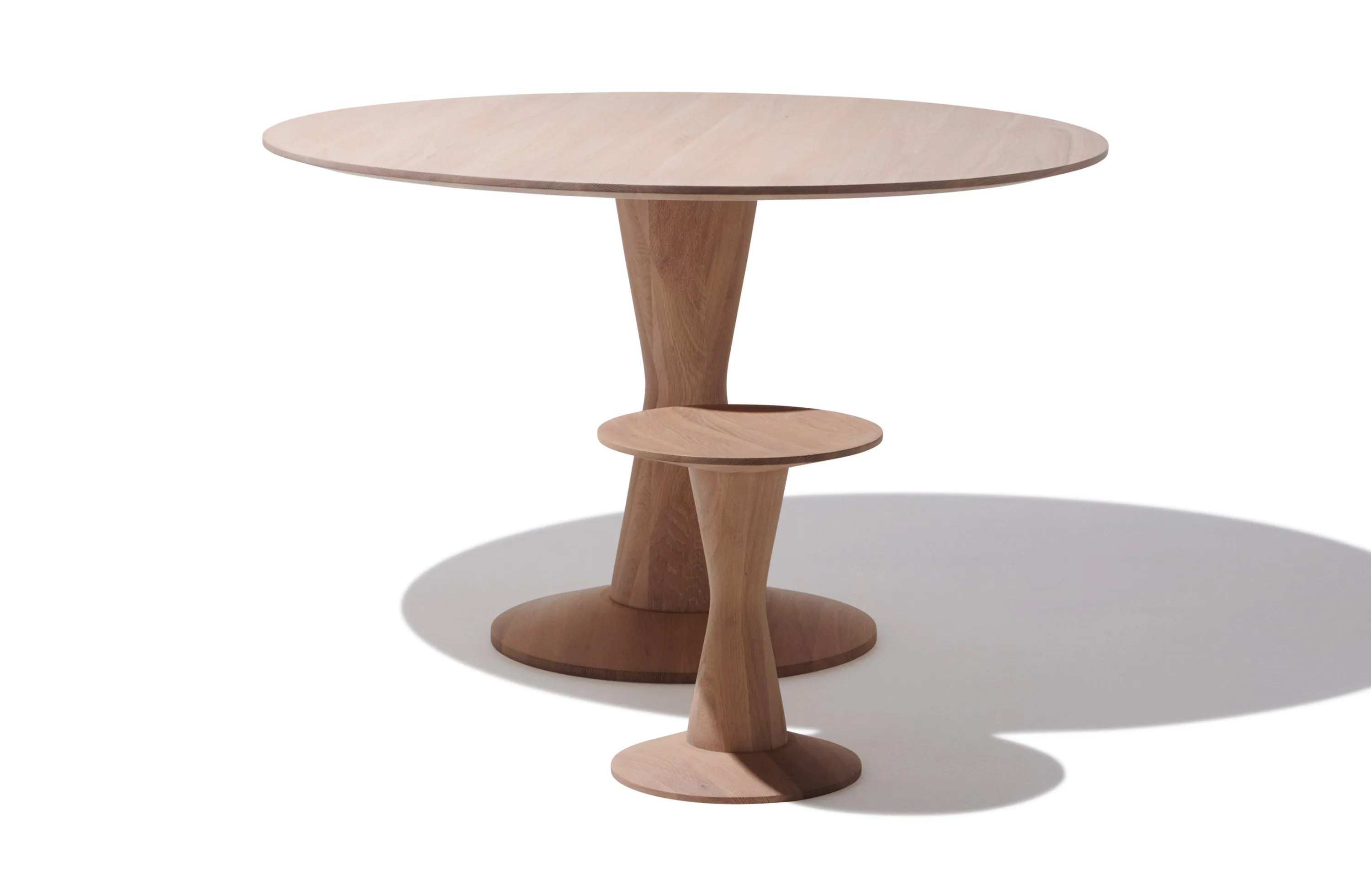 Claye Dining Table