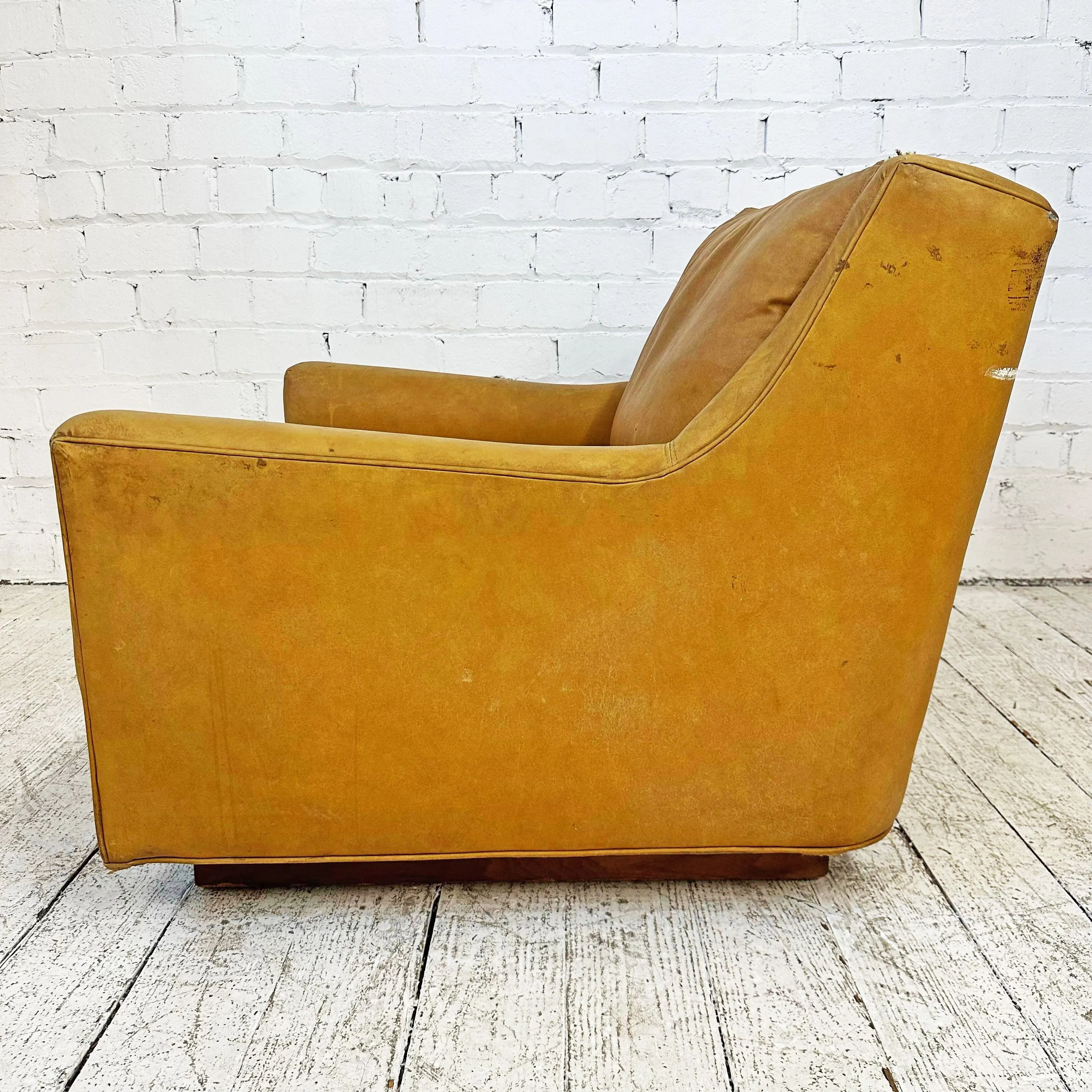 Milo Baughmann Oversize Chair