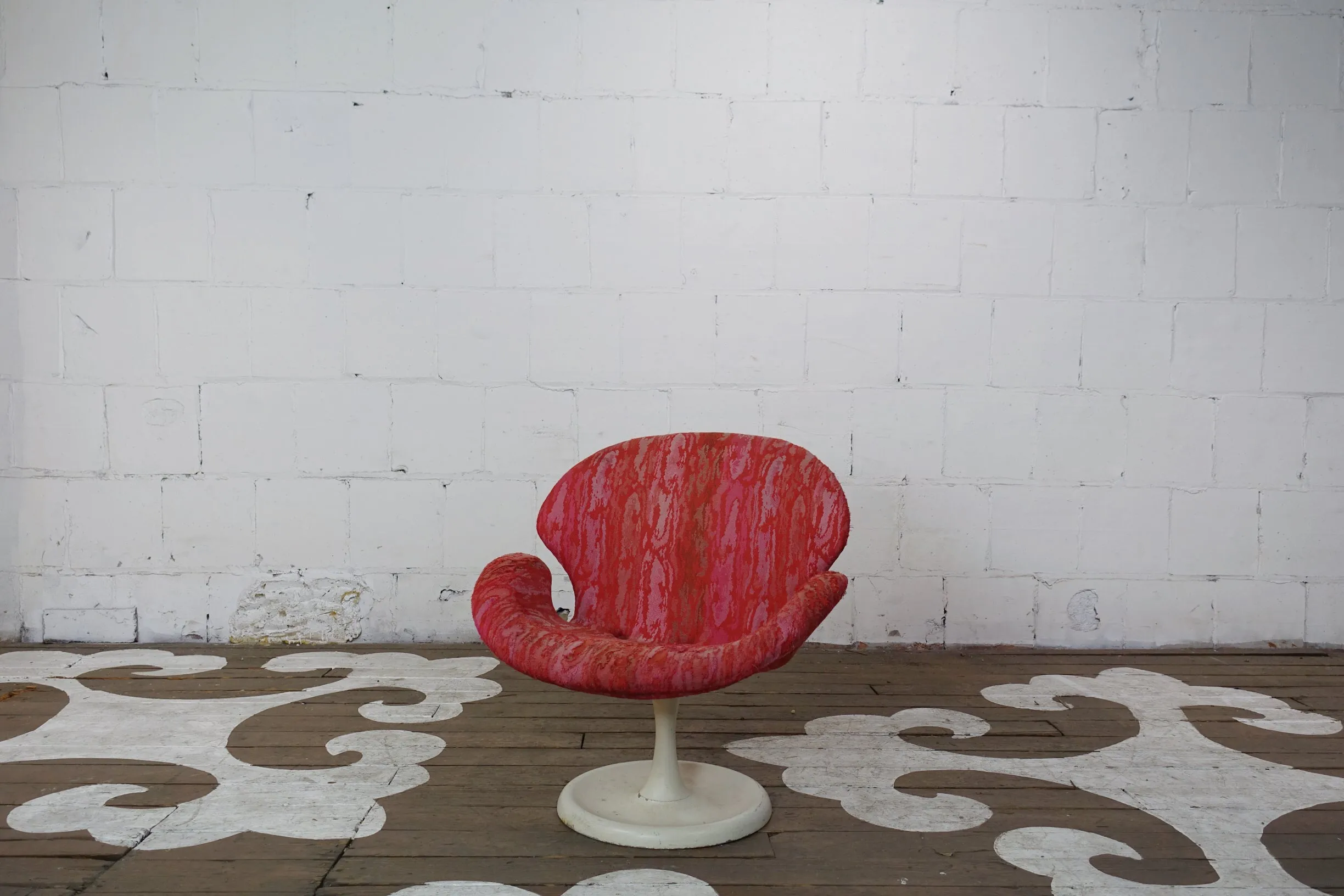 Orchid Chair with Swivel